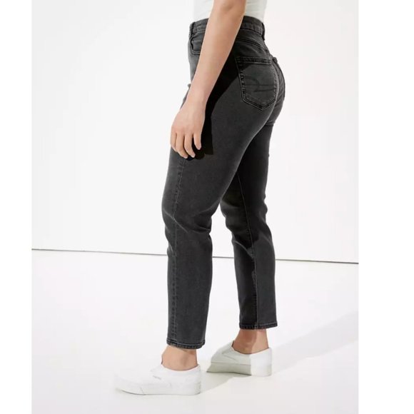 American Eagle Outfitters Denim - Dark Grey American Eagle High Rise Mom Jeans 8